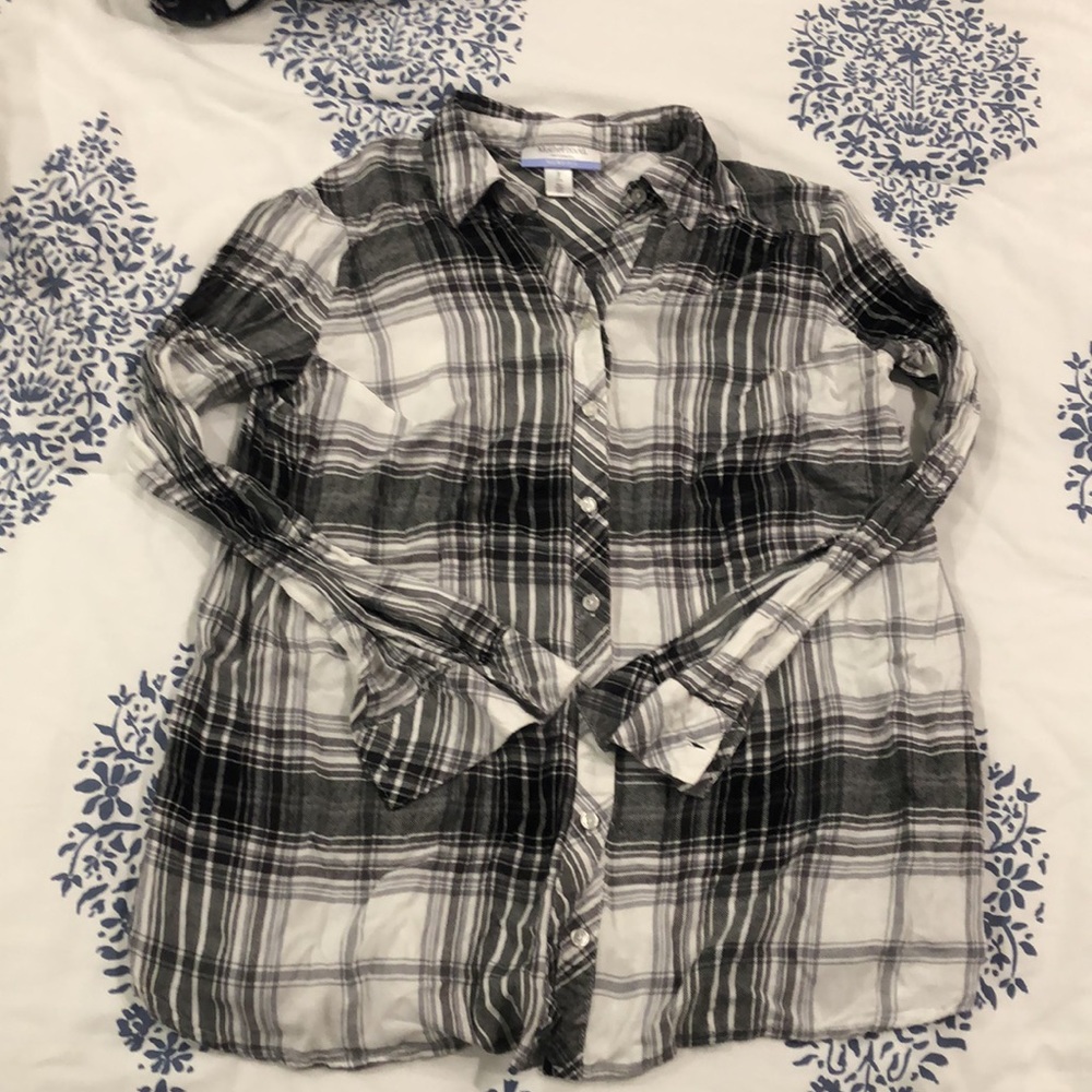 Motherhood Maternity l/s nursing button down